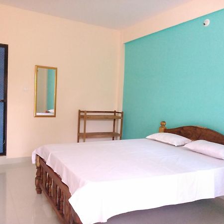 La Blanche Guest House Calangute Ngoại thất bức ảnh