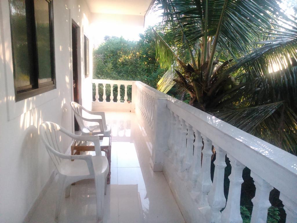 La Blanche Guest House Calangute Ngoại thất bức ảnh